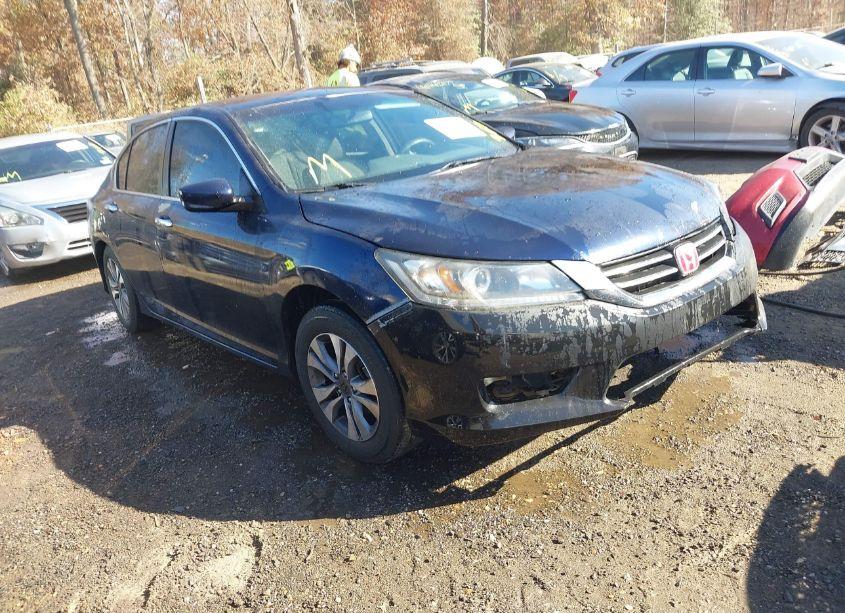 2015 Honda Accord LX (VIN 1HGCR2F37FA228954) main photo