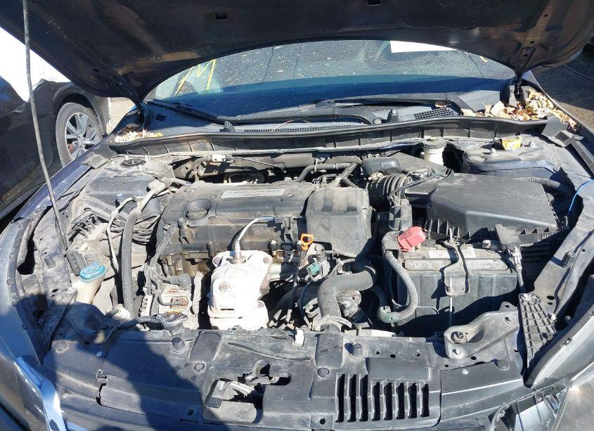 Photo 10 of 2015 Honda Accord LX (VIN 1HGCR2F37FA228954)