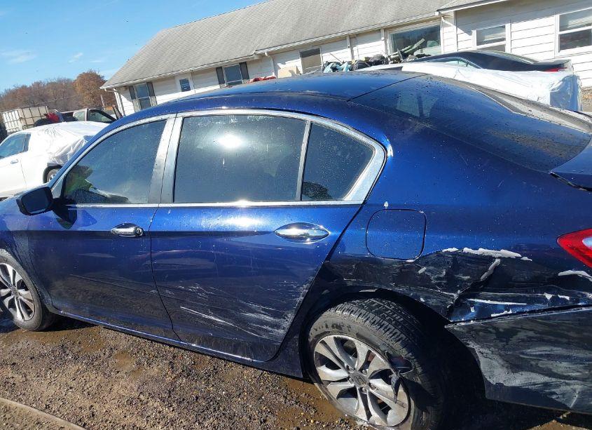 Photo 14 of 2015 Honda Accord LX (VIN 1HGCR2F37FA228954)