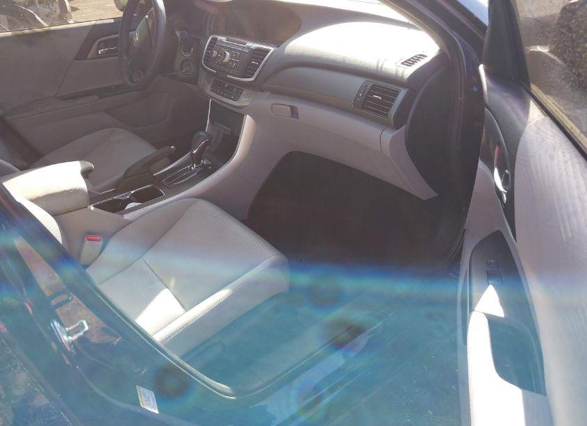 Photo 5 of 2015 Honda Accord LX (VIN 1HGCR2F37FA228954)