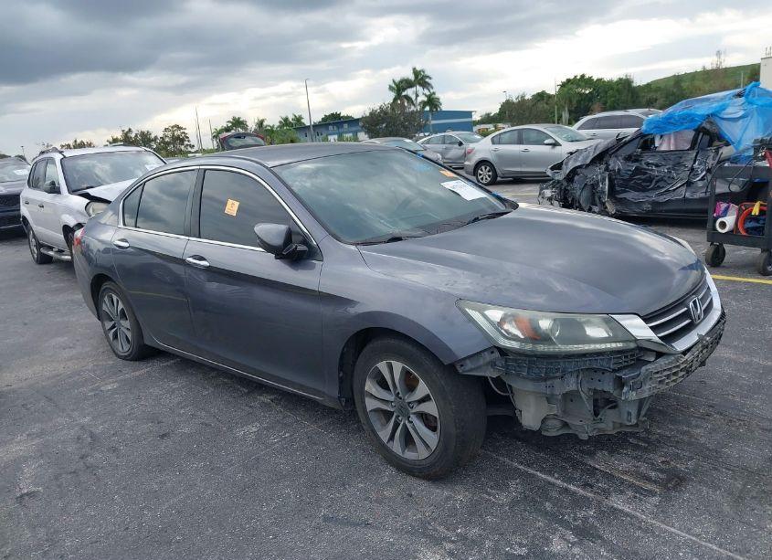 2015 Honda Accord LX (VIN 1HGCR2F37FA259119) main photo