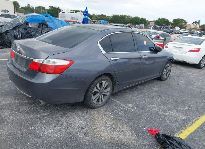Photo 4 of 2015 Honda Accord LX (VIN 1HGCR2F37FA259119)