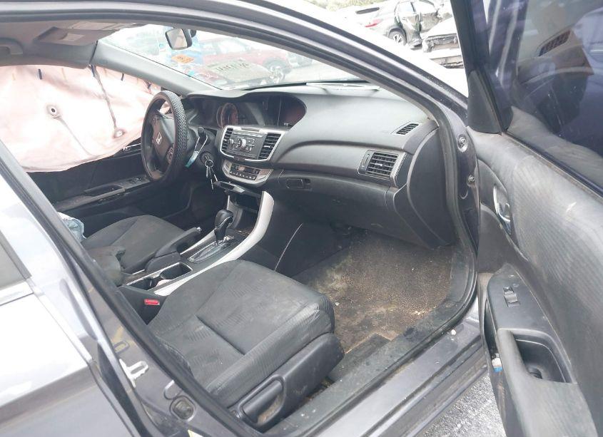 Photo 5 of 2015 Honda Accord LX (VIN 1HGCR2F37FA259119)