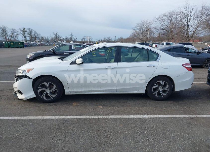 Photo 14 of 2016 Honda Accord LX (VIN 1HGCR2F37GA000079)