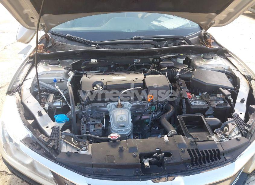 Photo 10 of 2016 Honda Accord LX (VIN 1HGCR2F37GA067250)