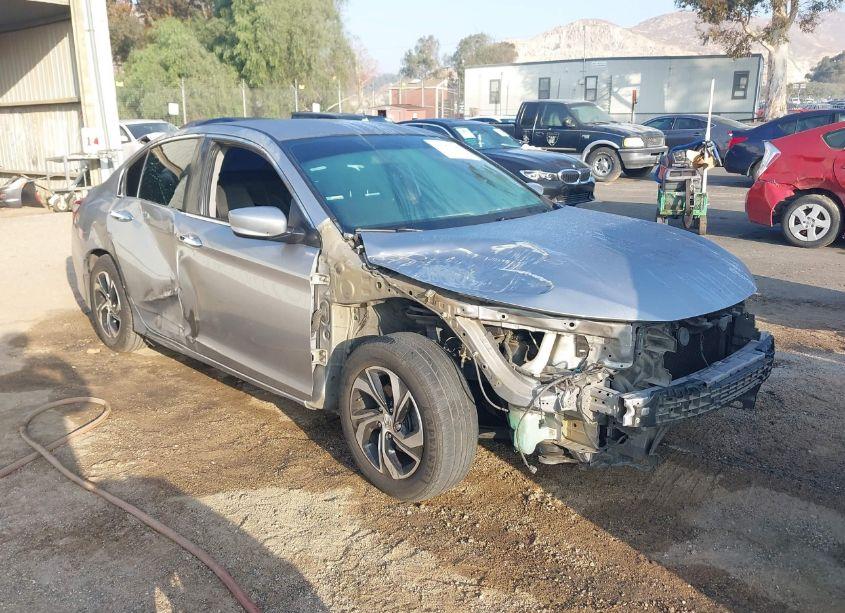 2016 Honda Accord LX (VIN 1HGCR2F37GA112462) main photo