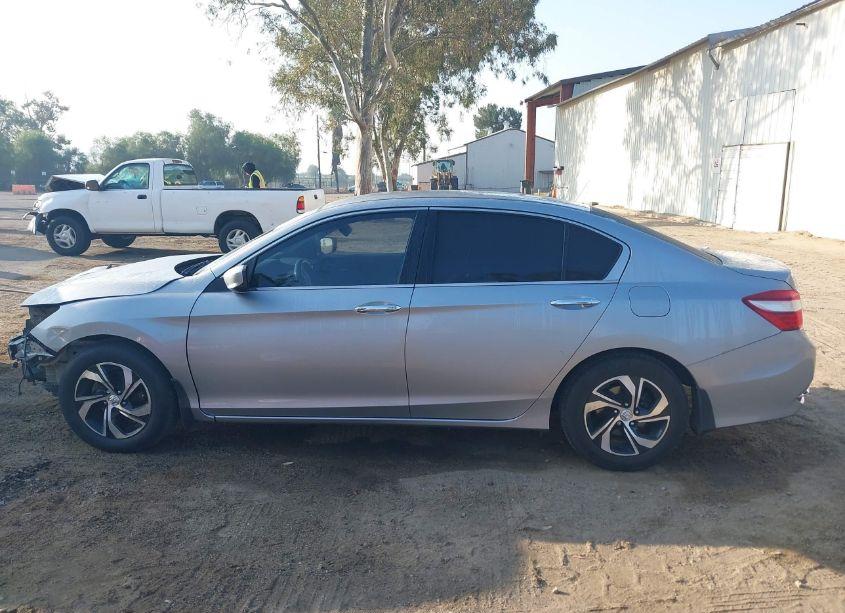 Photo 15 of 2016 Honda Accord LX (VIN 1HGCR2F37GA112462)