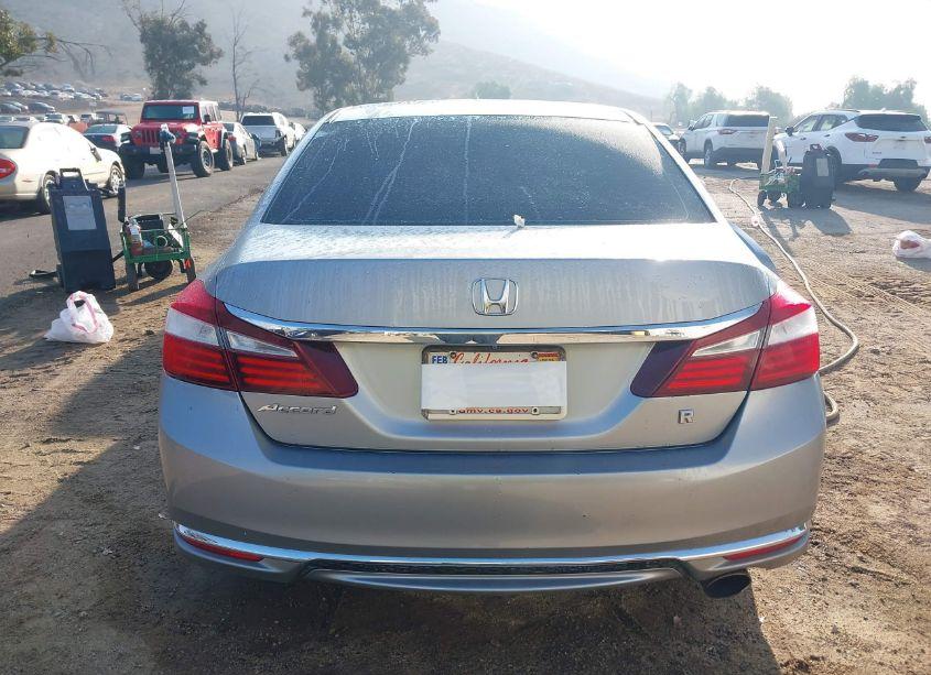 Photo 17 of 2016 Honda Accord LX (VIN 1HGCR2F37GA112462)
