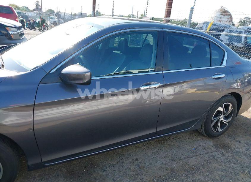 Photo 14 of 2016 Honda Accord LX (VIN 1HGCR2F37GA114616)