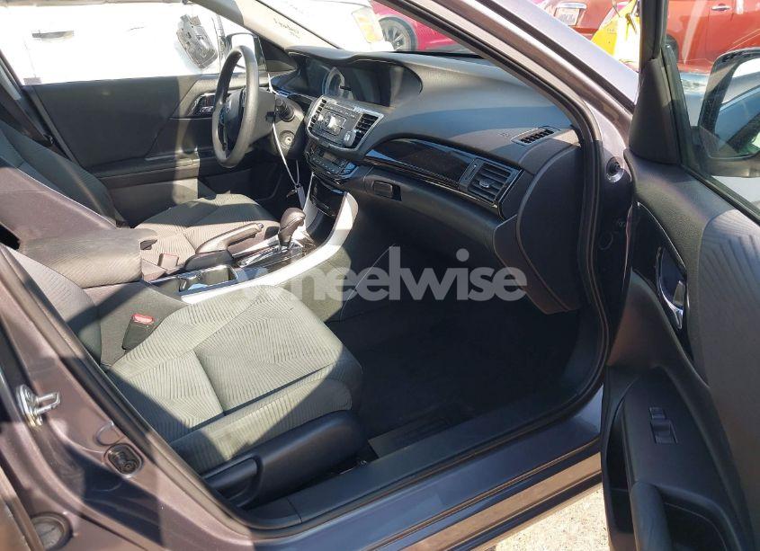 Photo 5 of 2016 Honda Accord LX (VIN 1HGCR2F37GA114616)