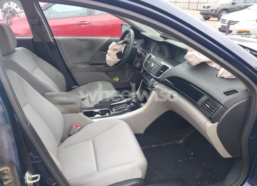 Photo 5 of 2016 Honda Accord LX (VIN 1HGCR2F37GA229281)