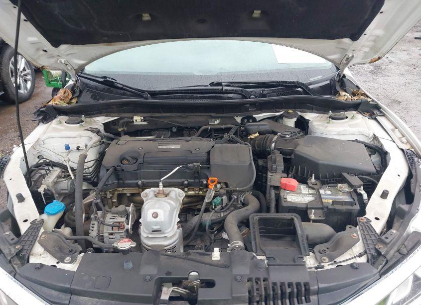 Photo 10 of 2016 Honda Accord LX (VIN 1HGCR2F37GA237185)