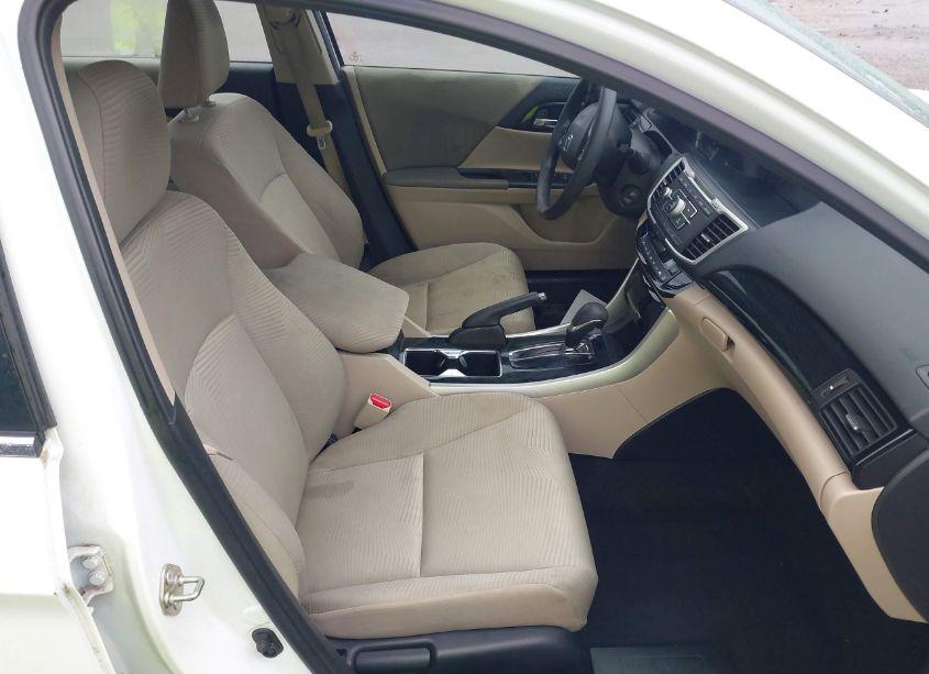 Photo 5 of 2016 Honda Accord LX (VIN 1HGCR2F37GA237185)