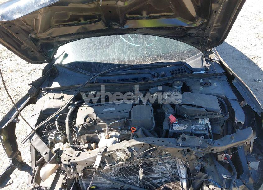 Photo 10 of 2016 Honda Accord LX (VIN 1HGCR2F37GA238465)