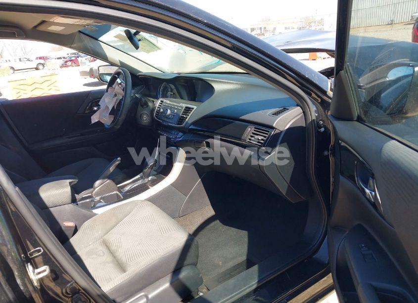 Photo 5 of 2016 Honda Accord LX (VIN 1HGCR2F37GA238465)