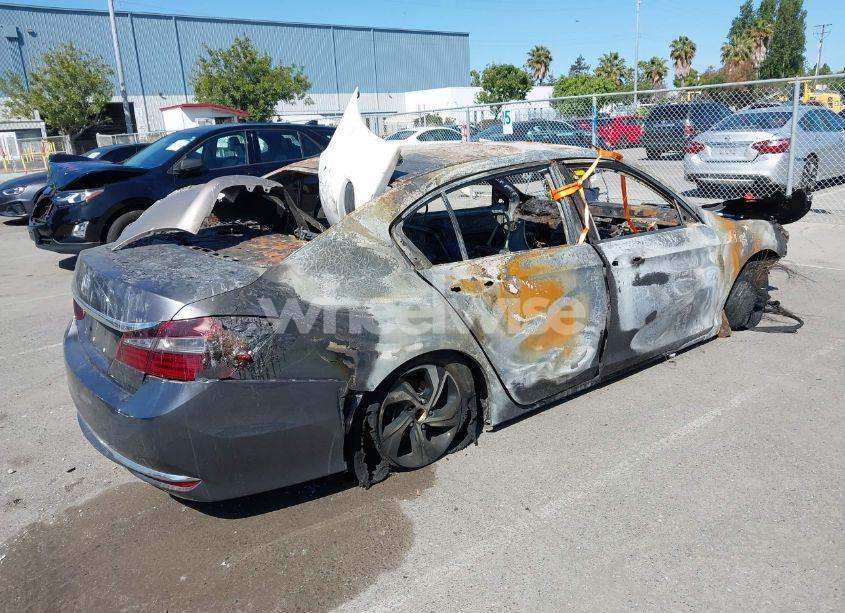 Photo 4 of 2017 Honda Accord LX (VIN 1HGCR2F37HA036811)