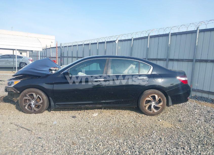 Photo 14 of 2017 Honda Accord LX (VIN 1HGCR2F37HA074894)