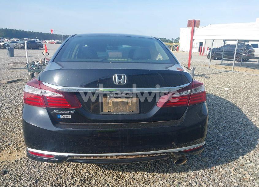Photo 16 of 2017 Honda Accord LX (VIN 1HGCR2F37HA074894)