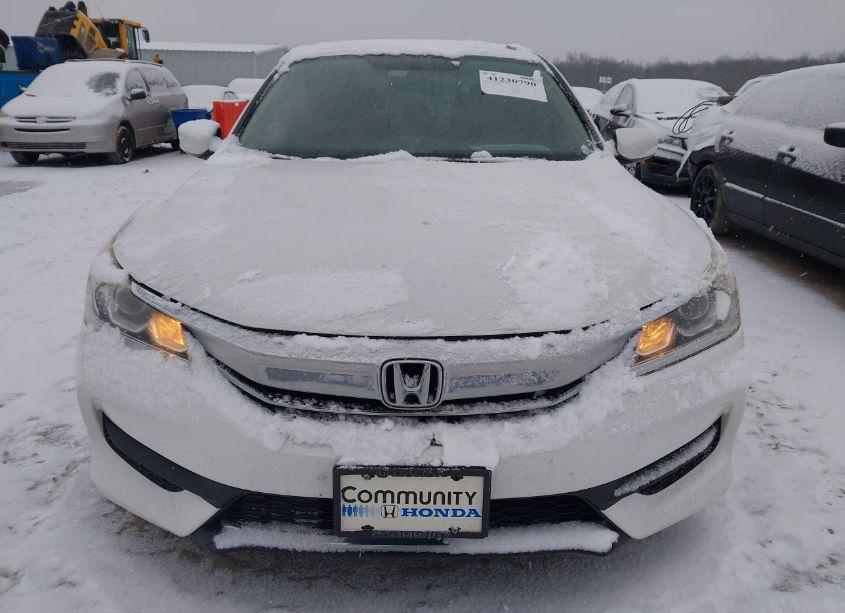 Photo 12 of 2017 Honda Accord LX (VIN 1HGCR2F37HA088746)