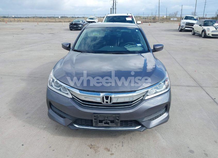 Photo 12 of 2017 Honda Accord LX (VIN 1HGCR2F37HA112642)