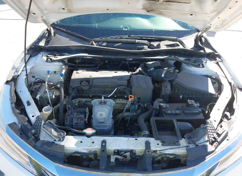 Photo 10 of 2017 Honda Accord LX (VIN 1HGCR2F37HA121180)