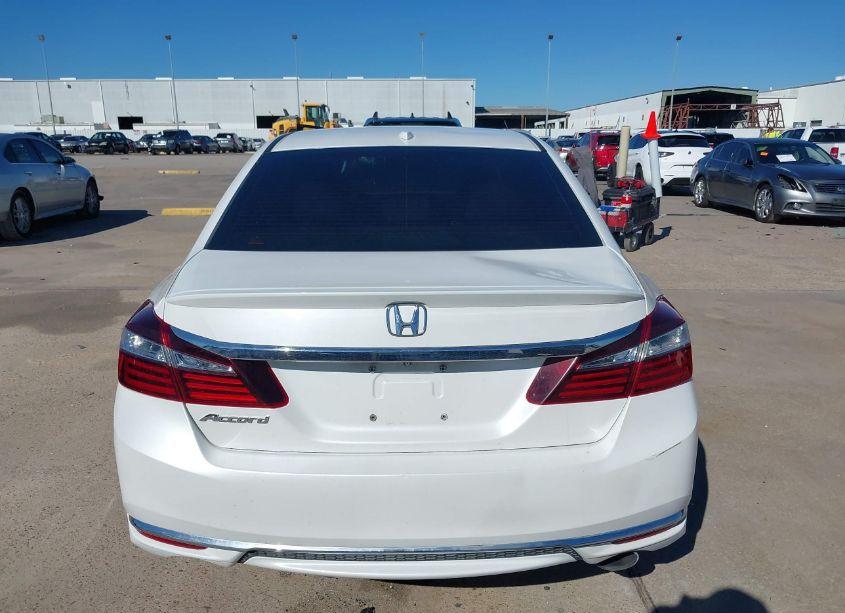 Photo 16 of 2017 Honda Accord LX (VIN 1HGCR2F37HA121180)