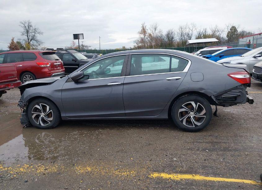 Photo 15 of 2017 Honda Accord LX (VIN 1HGCR2F37HA166586)