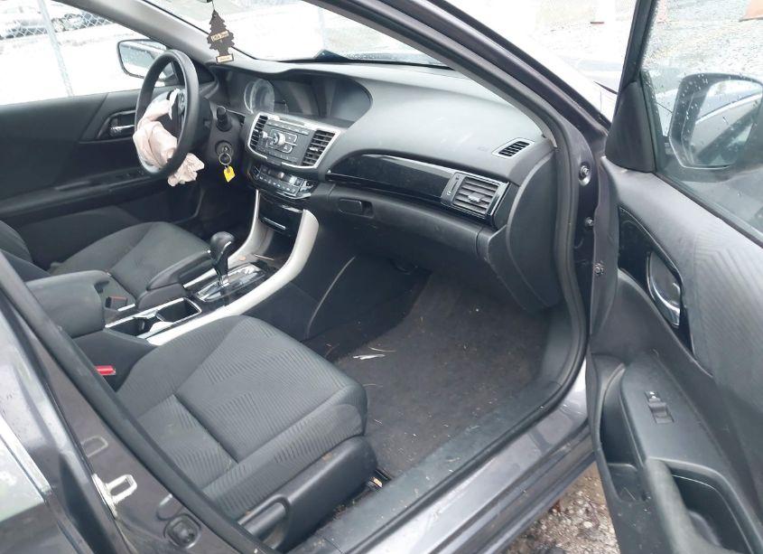 Photo 5 of 2017 Honda Accord LX (VIN 1HGCR2F37HA166586)