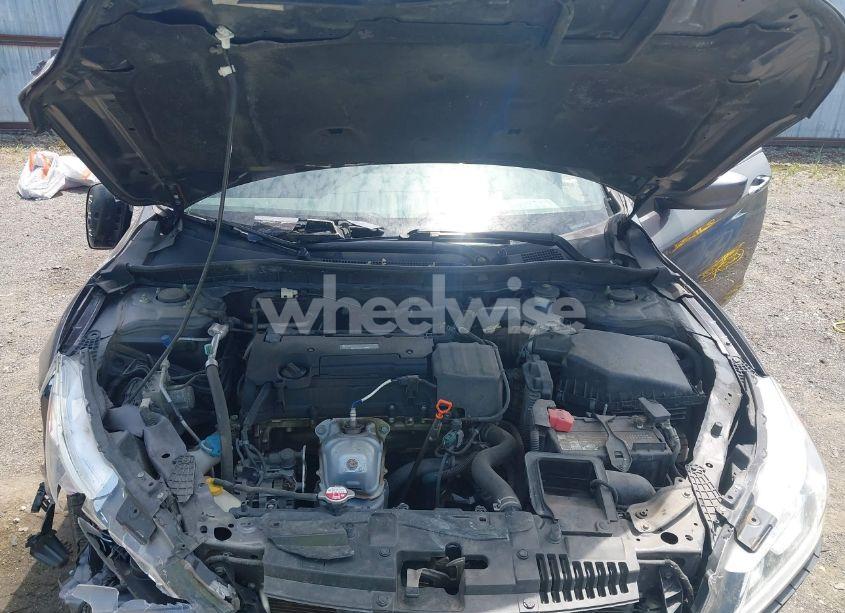 Photo 10 of 2017 Honda Accord LX (VIN 1HGCR2F37HA170833)