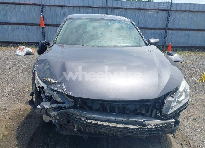 Photo 13 of 2017 Honda Accord LX (VIN 1HGCR2F37HA170833)