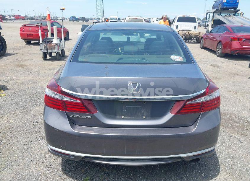 Photo 17 of 2017 Honda Accord LX (VIN 1HGCR2F37HA170833)