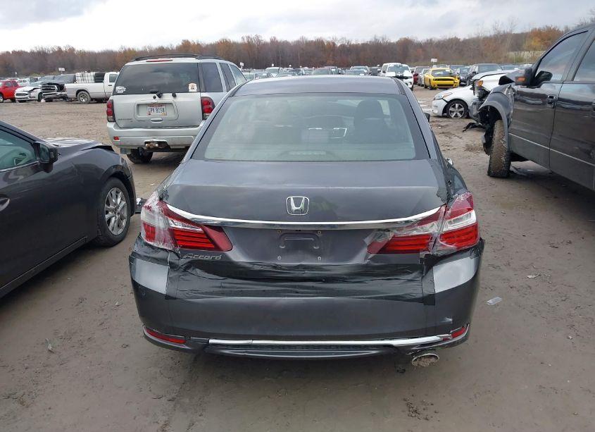 Photo 17 of 2017 Honda Accord LX (VIN 1HGCR2F37HA243182)