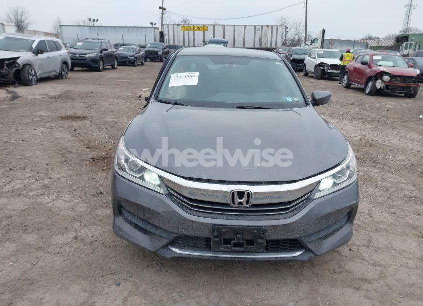 Photo 12 of 2017 Honda Accord LX (VIN 1HGCR2F37HA301257)