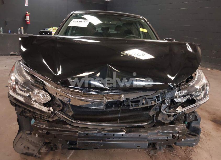 Photo 13 of 2017 Honda Accord LX (VIN 1HGCR2F37HA304630)