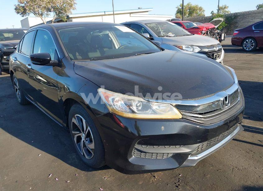 2017 Honda Accord LX (VIN 1HGCR2F37HA305275) main photo