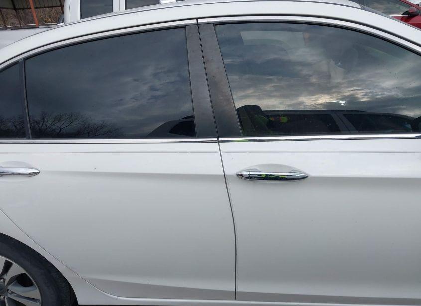 Photo 13 of 2013 Honda Accord LX (VIN 1HGCR2F38DA012415)