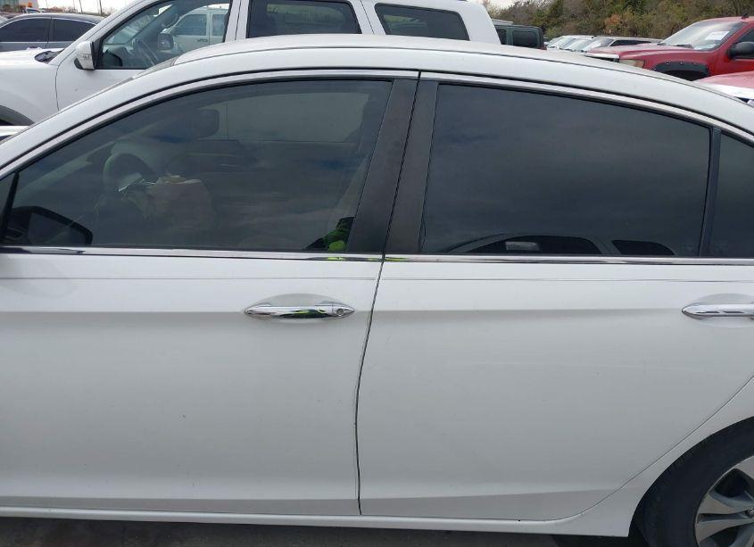 Photo 14 of 2013 Honda Accord LX (VIN 1HGCR2F38DA012415)