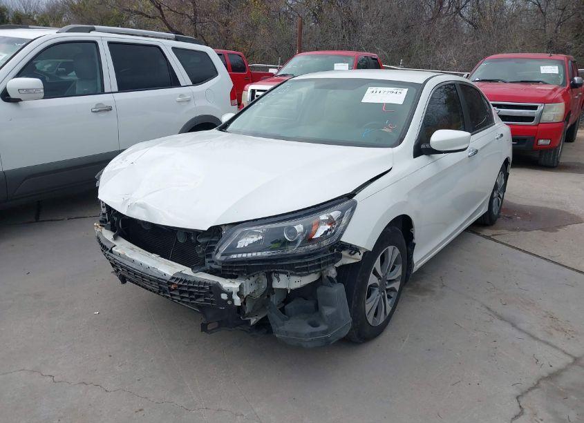 Photo 2 of 2013 Honda Accord LX (VIN 1HGCR2F38DA012415)