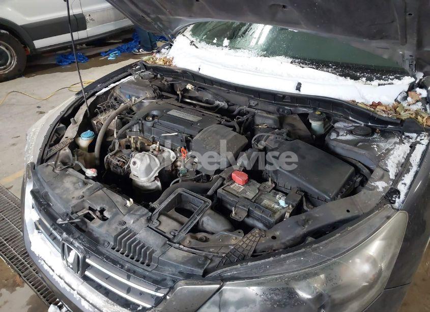 Photo 10 of 2013 Honda Accord LX (VIN 1HGCR2F38DA015296)