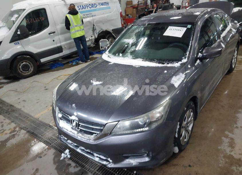Photo 12 of 2013 Honda Accord LX (VIN 1HGCR2F38DA015296)