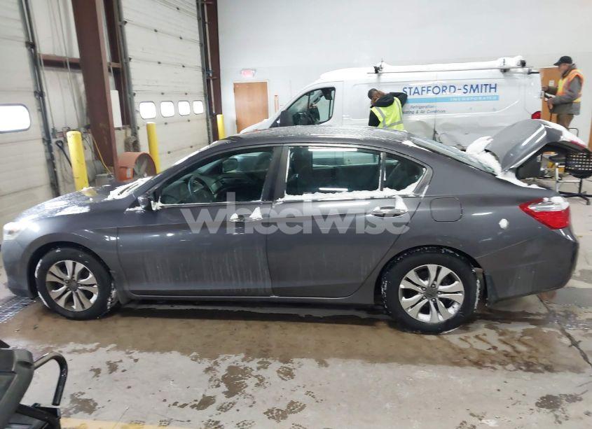 Photo 14 of 2013 Honda Accord LX (VIN 1HGCR2F38DA015296)