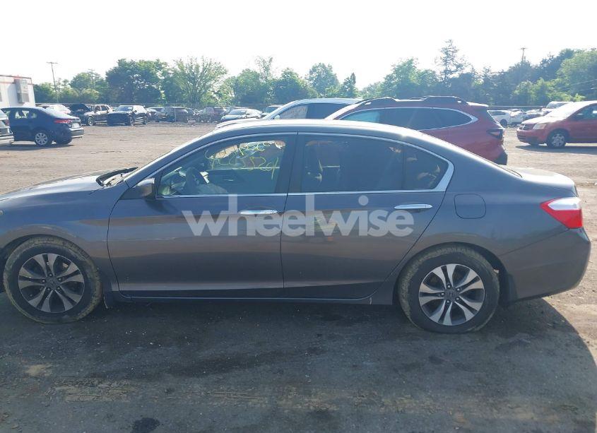 Photo 15 of 2013 Honda Accord LX (VIN 1HGCR2F38DA030347)