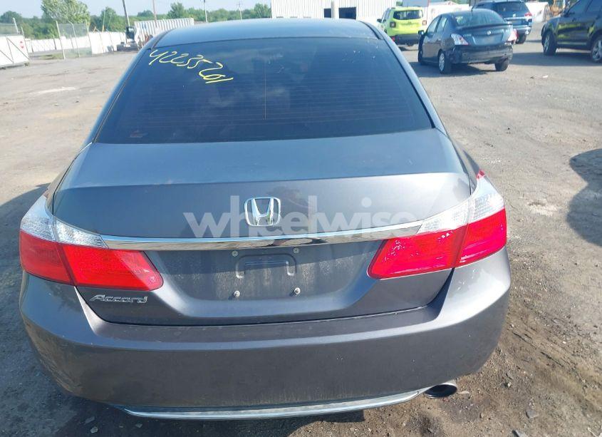 Photo 17 of 2013 Honda Accord LX (VIN 1HGCR2F38DA030347)
