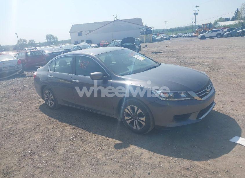 2013 Honda Accord LX (VIN 1HGCR2F38DA038139) main photo