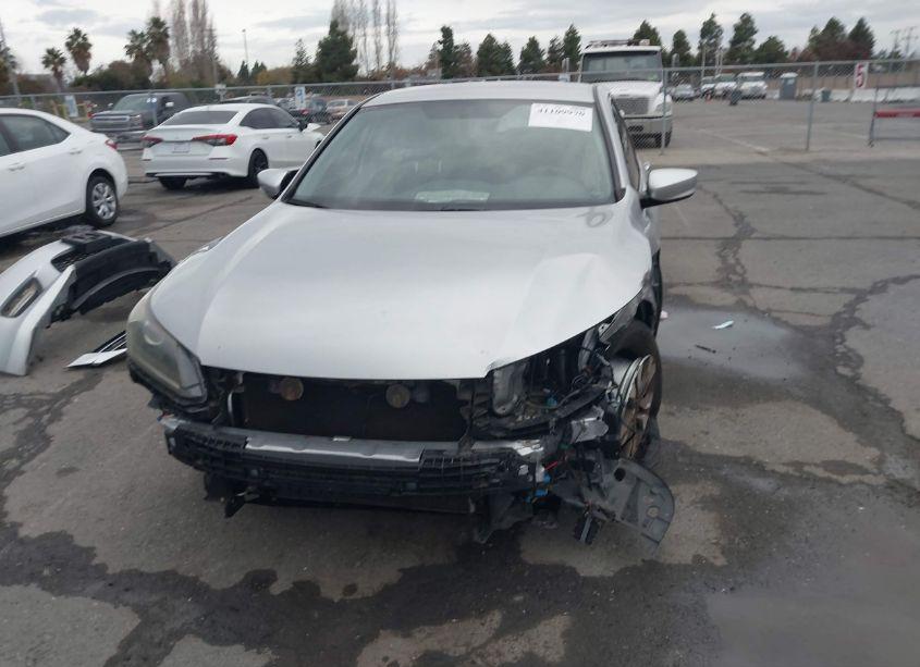 Photo 13 of 2013 Honda Accord LX (VIN 1HGCR2F38DA046239)