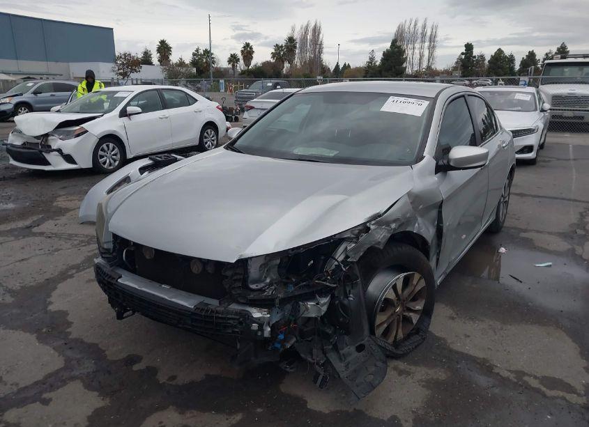 Photo 2 of 2013 Honda Accord LX (VIN 1HGCR2F38DA046239)