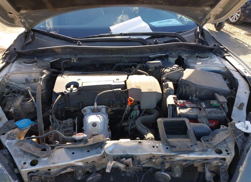 Photo 10 of 2013 Honda Accord LX (VIN 1HGCR2F38DA069925)