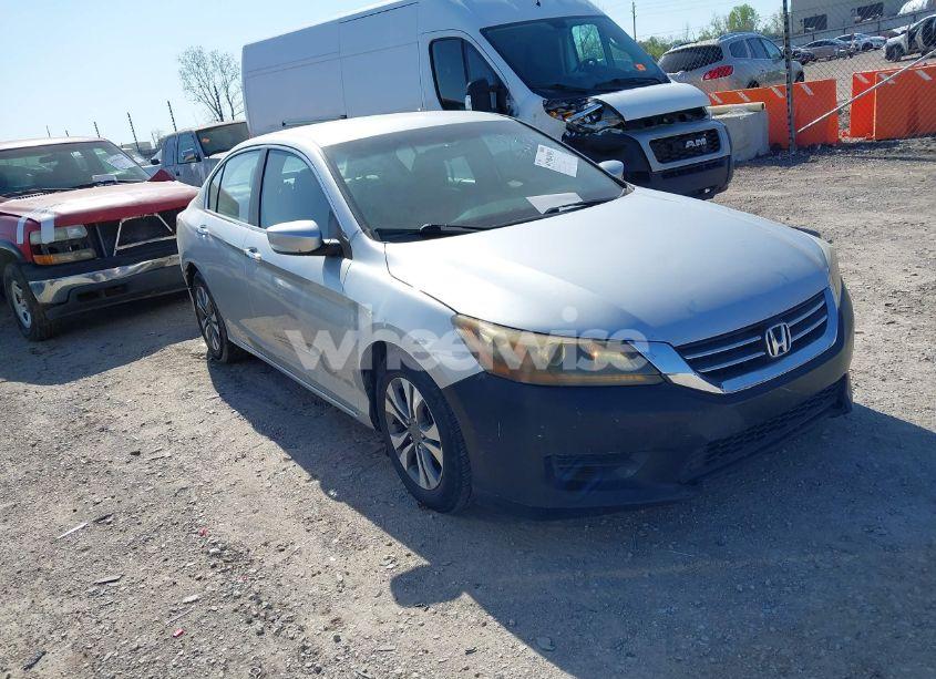 2013 Honda Accord LX (VIN 1HGCR2F38DA088376) main photo