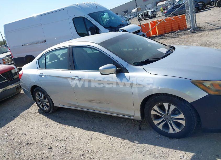 Photo 13 of 2013 Honda Accord LX (VIN 1HGCR2F38DA088376)