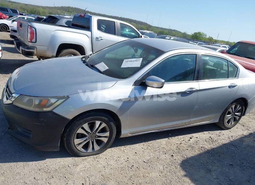 Photo 18 of 2013 Honda Accord LX (VIN 1HGCR2F38DA088376)